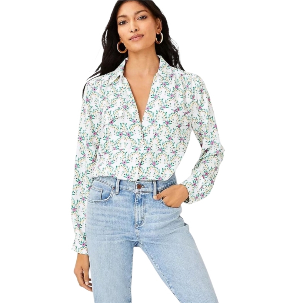Ann Taylor Floral Long Sleeves Camp Shirt Size Petite Medium